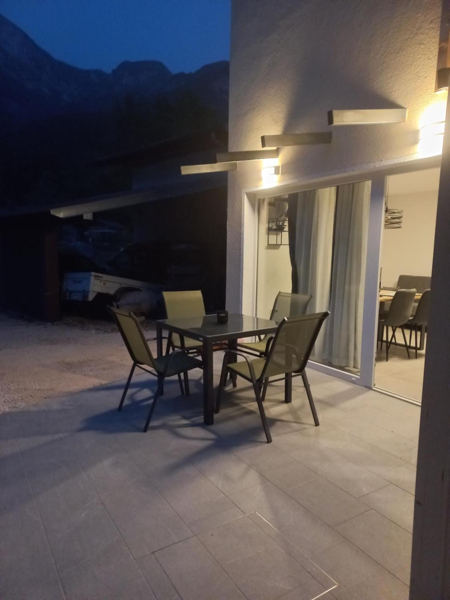 Apartamento Hisa Za Gradom Kobarid Exterior foto